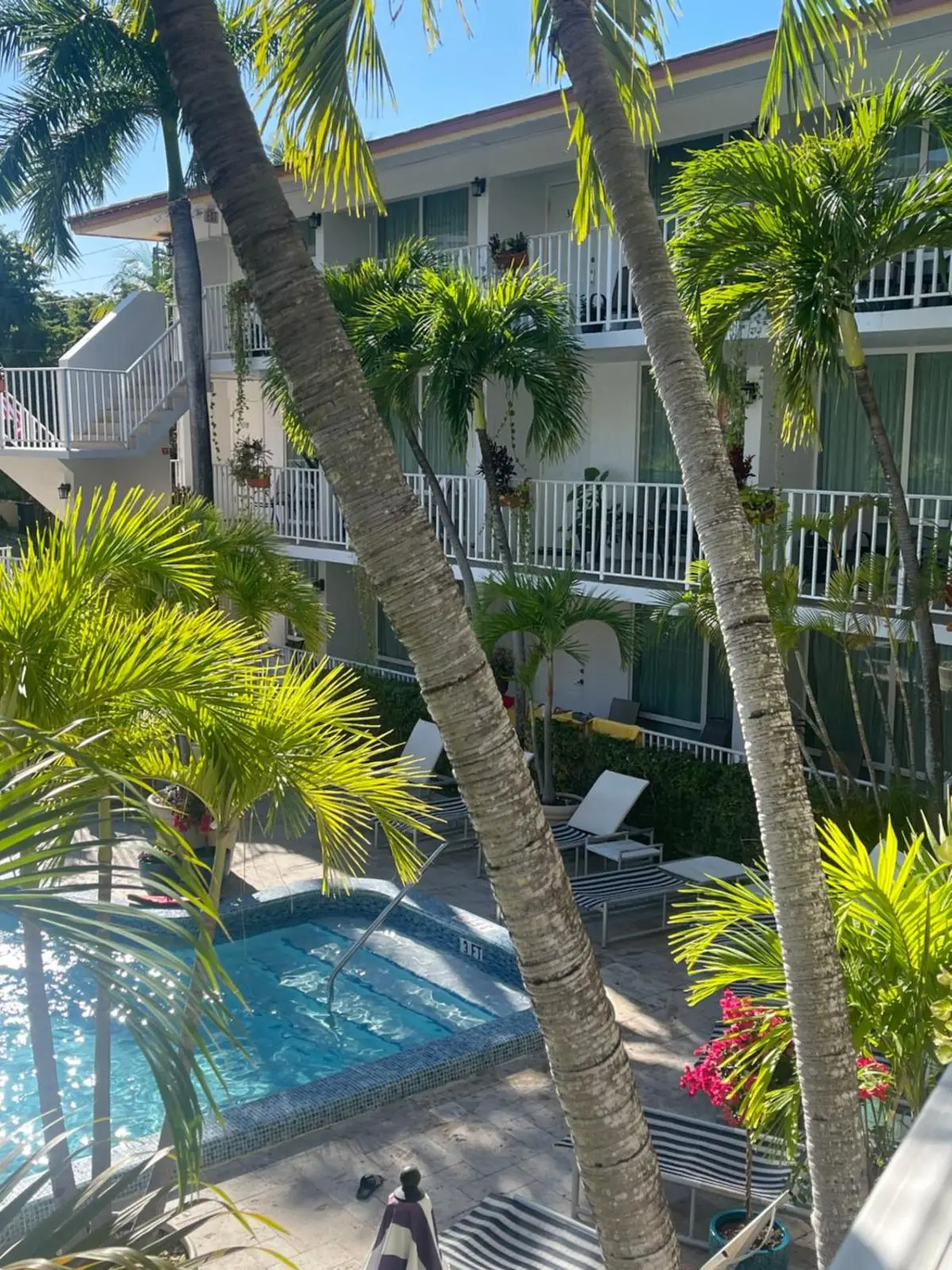 Ocean Mile Hotel 5